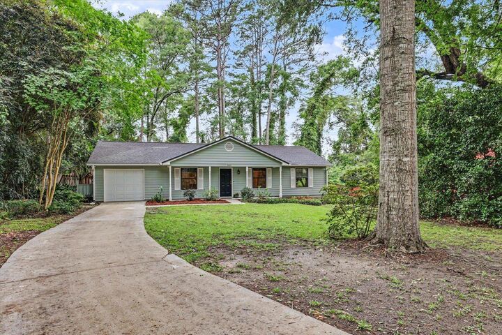 Property Photo:  2989 Byington Circle  FL 32303 