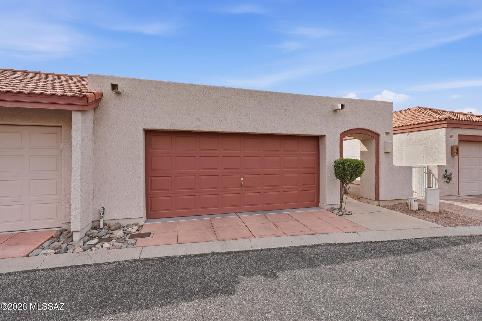 Property Photo:  8732 N Arnold Palmer Drive  AZ 85742 