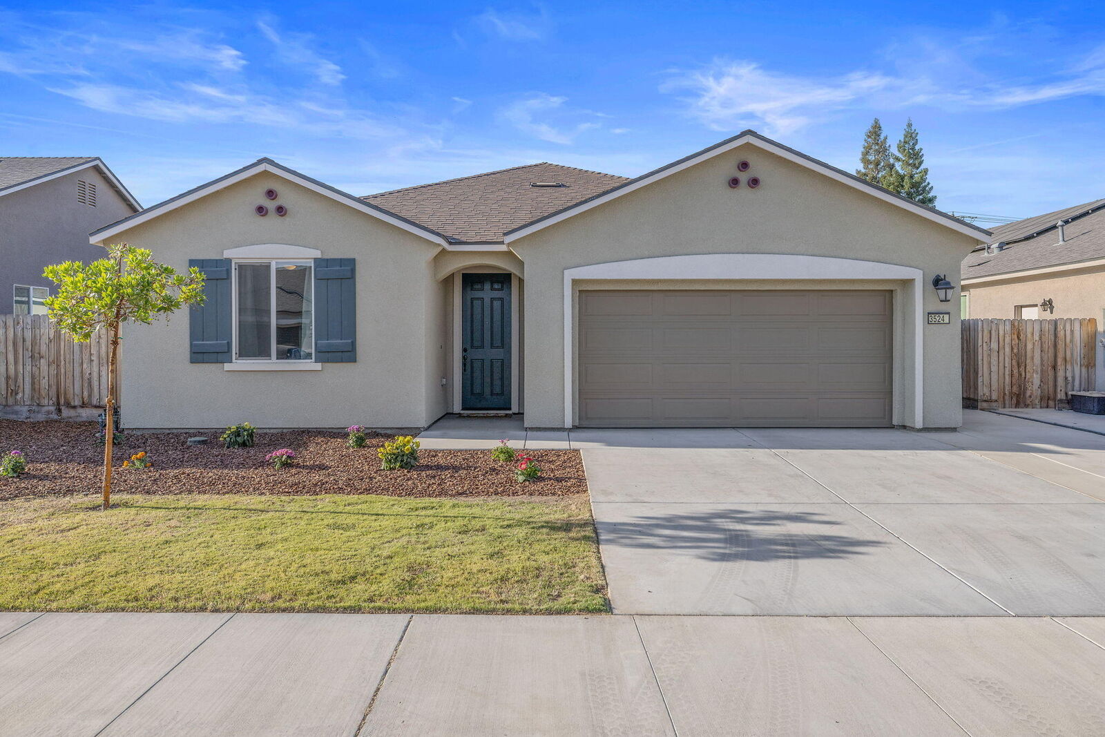 Property Photo:  3524 E Harter Court  CA 93292 