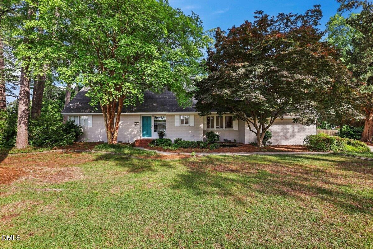 Property Photo:  1105 S Vermont Street  NC 27577 