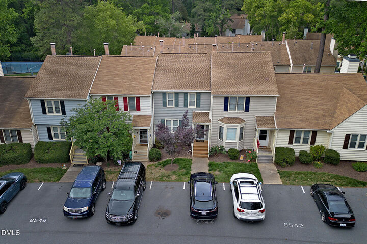 Property Photo: 6544 English Oaks Drive NC 27615
