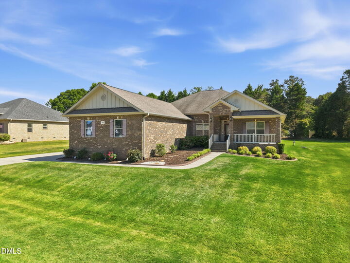 Property Photo: 109 W Paige Wynd Drive NC 27501