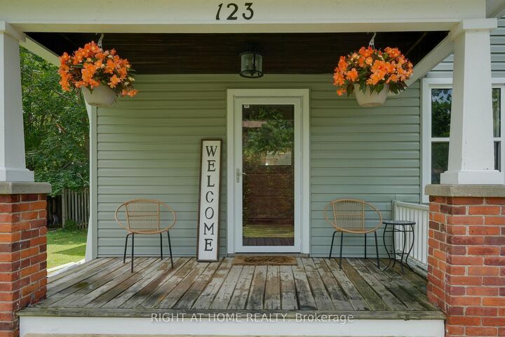 Property Photo: 123 John Street ON K0M 2T0