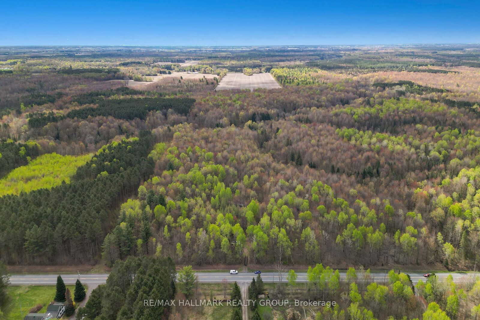 Property Photo:  320 Clarence Cambridge Road  ON K4R 1E5 