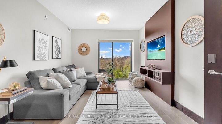 Property Photo: 1235 Richmond Street 901 ON N6A 0C1