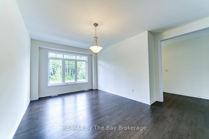 Property Photo: 174 Mapleside Drive ON L9Z 0L4