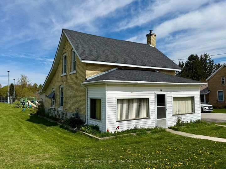 Property Photo: 34 McGivern Street W ON N0G 2V0