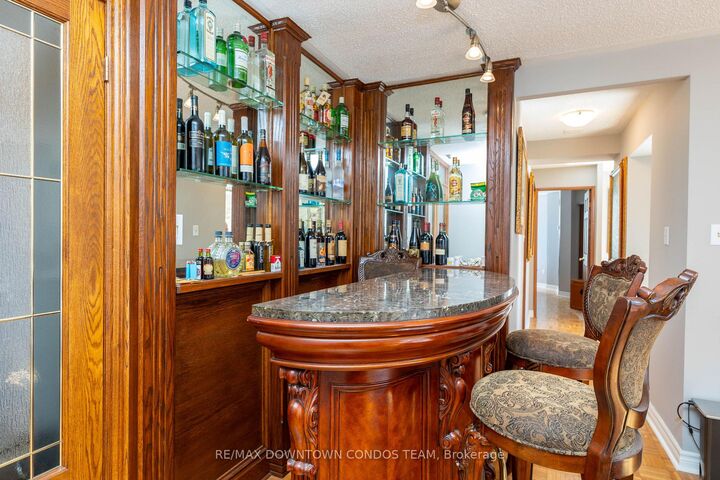 Property Photo: 44 St Joseph Street 506 ON M4Y 2W4
