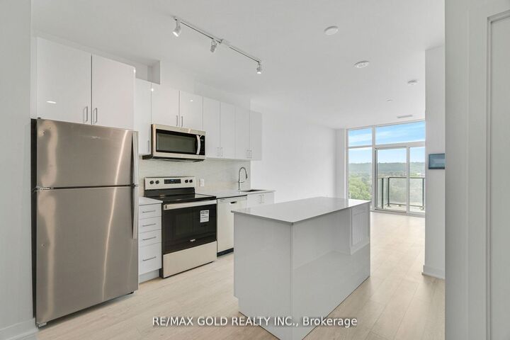 2782 Barton Street E 803 — photo 1