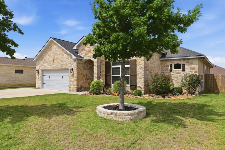 Property Photo: 133 Greg Lane TX 76537