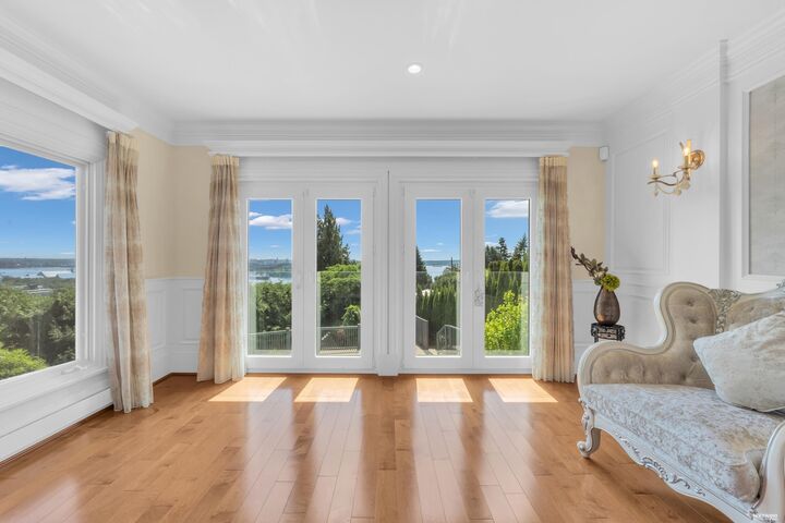 Property Photo:  880 Younette Drive  BC V7T 1S9 