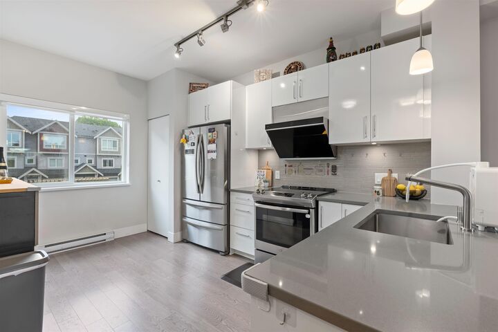 Property Photo:  2260 Gilley Road 27  BC V6V 1E4 