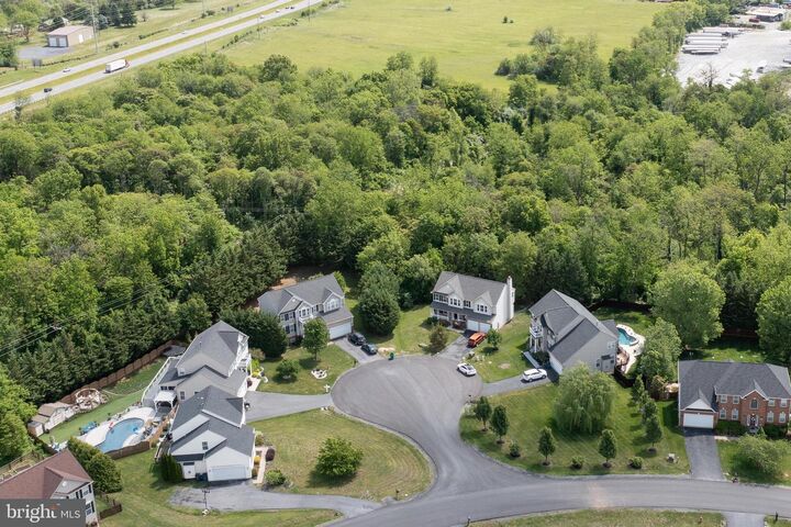 Property Photo: 102 Blackpowder Court VA 22603