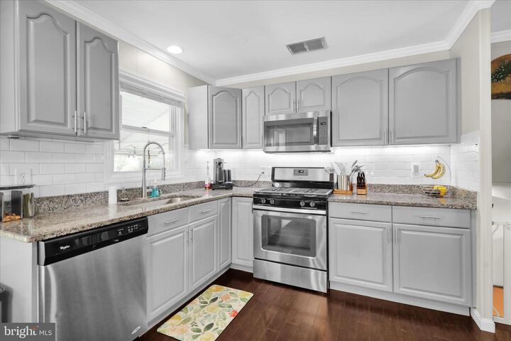 Property Photo:  108 Center Lane  PA 19606 