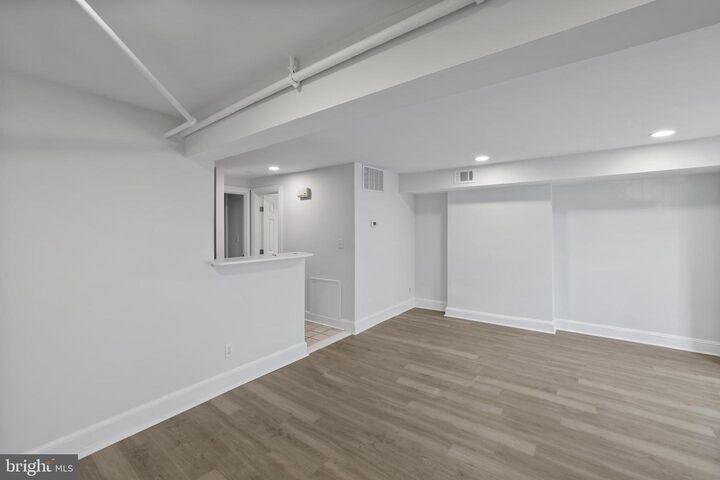 Property Photo:  106 8th Street NE B  DC 20002 