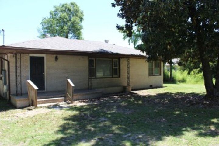 Property Photo: 3806 S Highway 229 AR 72015