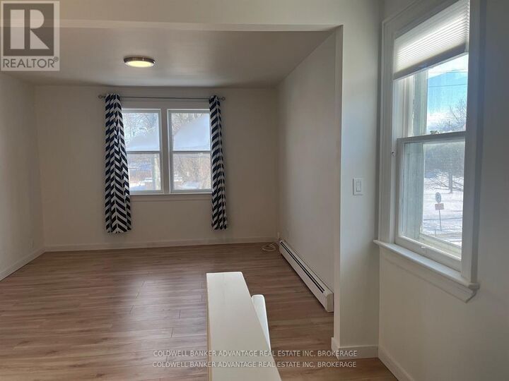 Property Photo: 832 King Street Upper ON L3K 4J5
