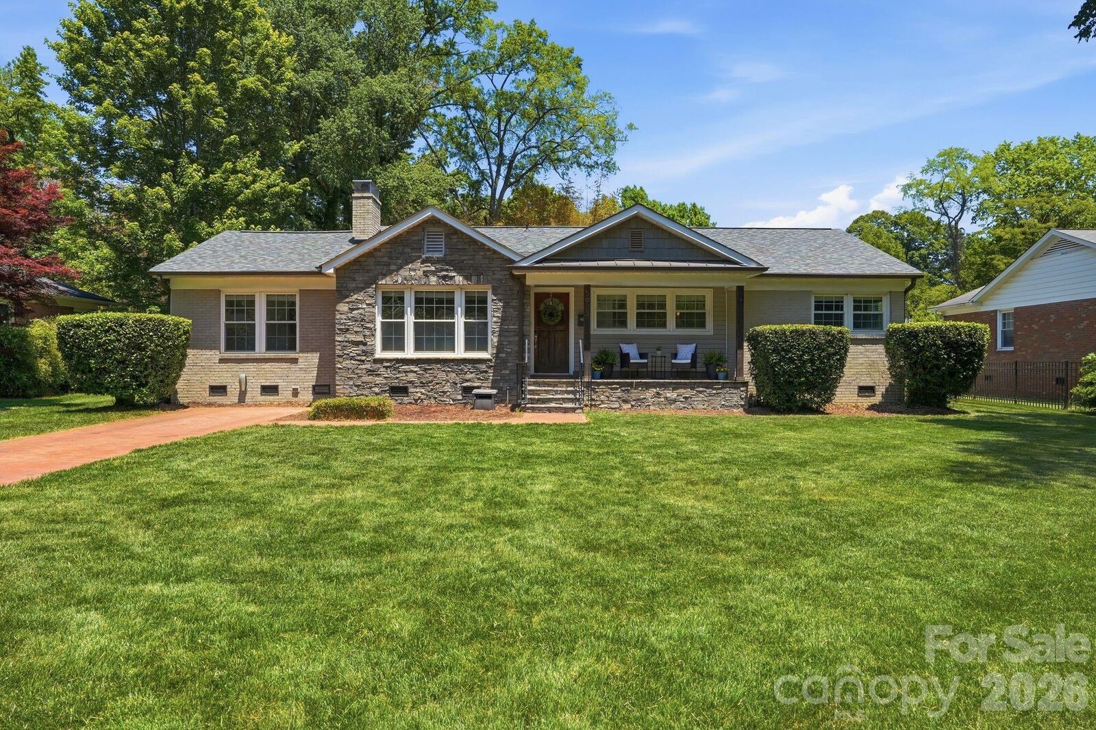 Property Photo:  5623 Wedgewood Drive  NC 28210 