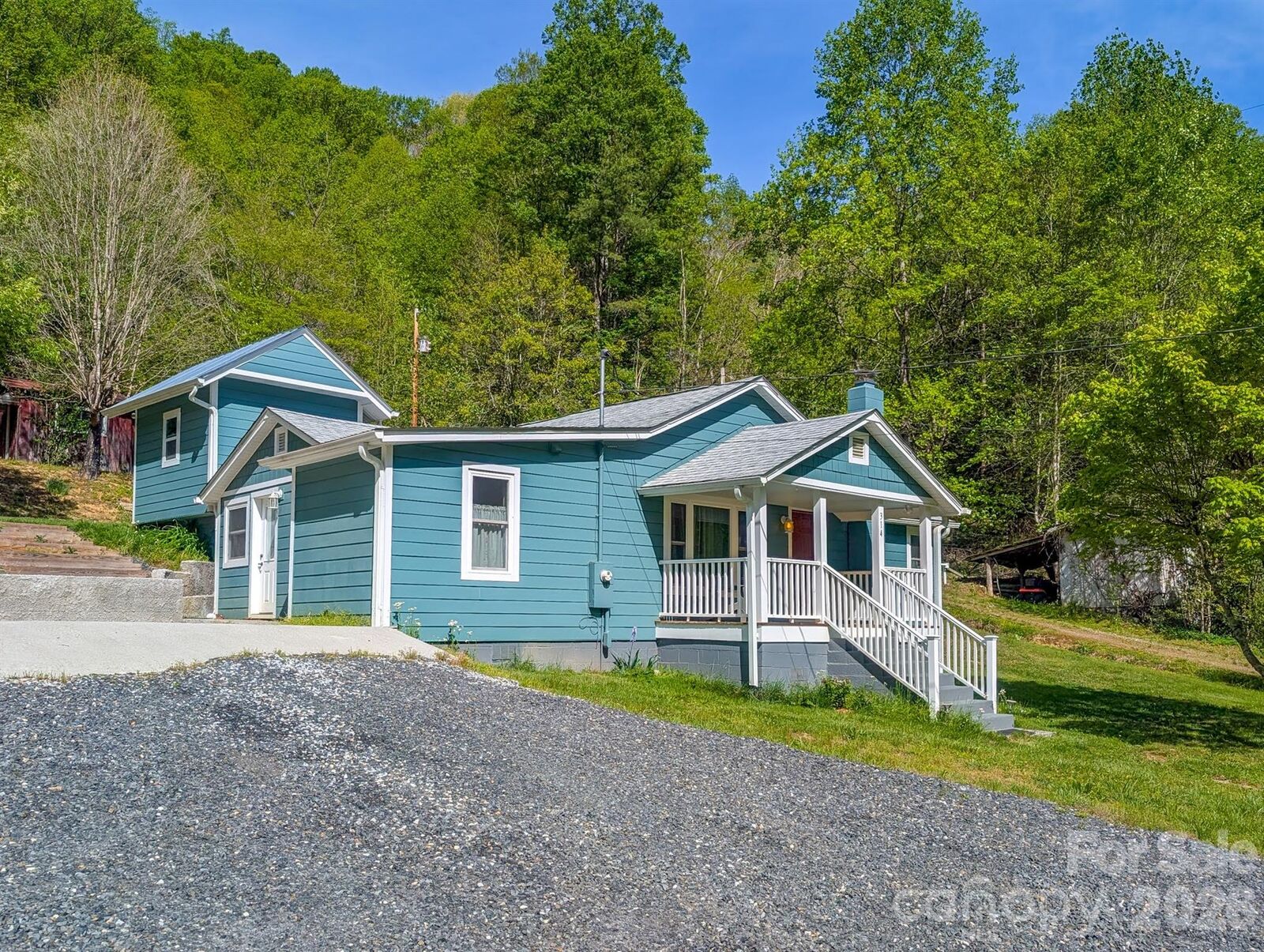 Property Photo: 314 Byrd Creek Road NC 28740