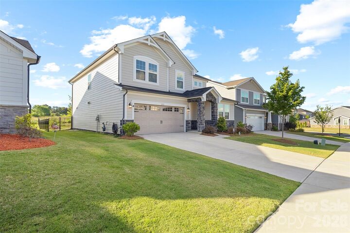Property Photo:  2333 Lorelei Terrace  NC 28112 