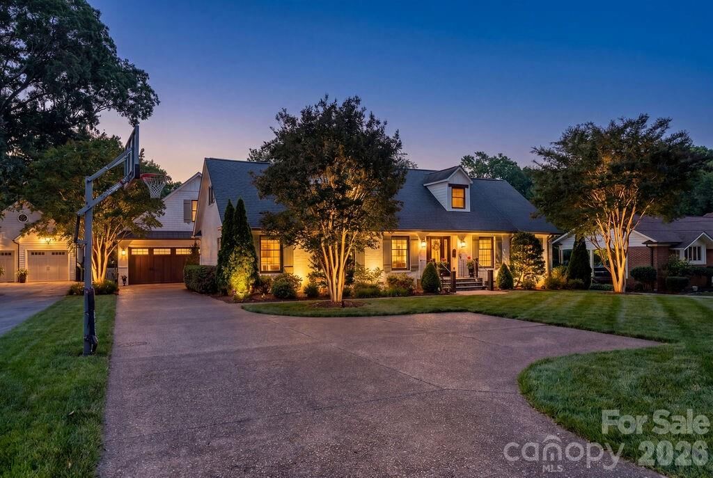 Property Photo: 3335 Providence Road NC 28211