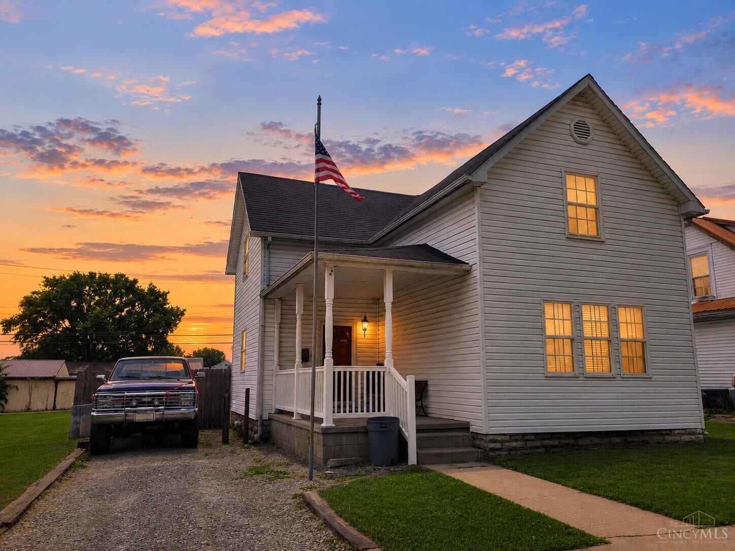Property Photo:  646 Lyndon Avenue  OH 45123 