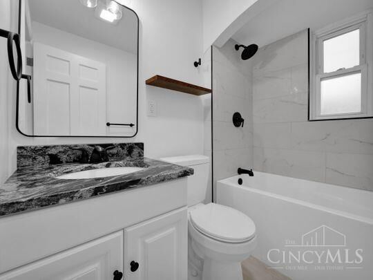Property Photo: 3942 Standish Avenue OH 45213