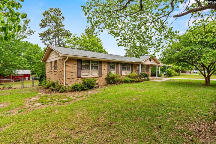 Property Photo:  435 Dogwood  SC 29172 