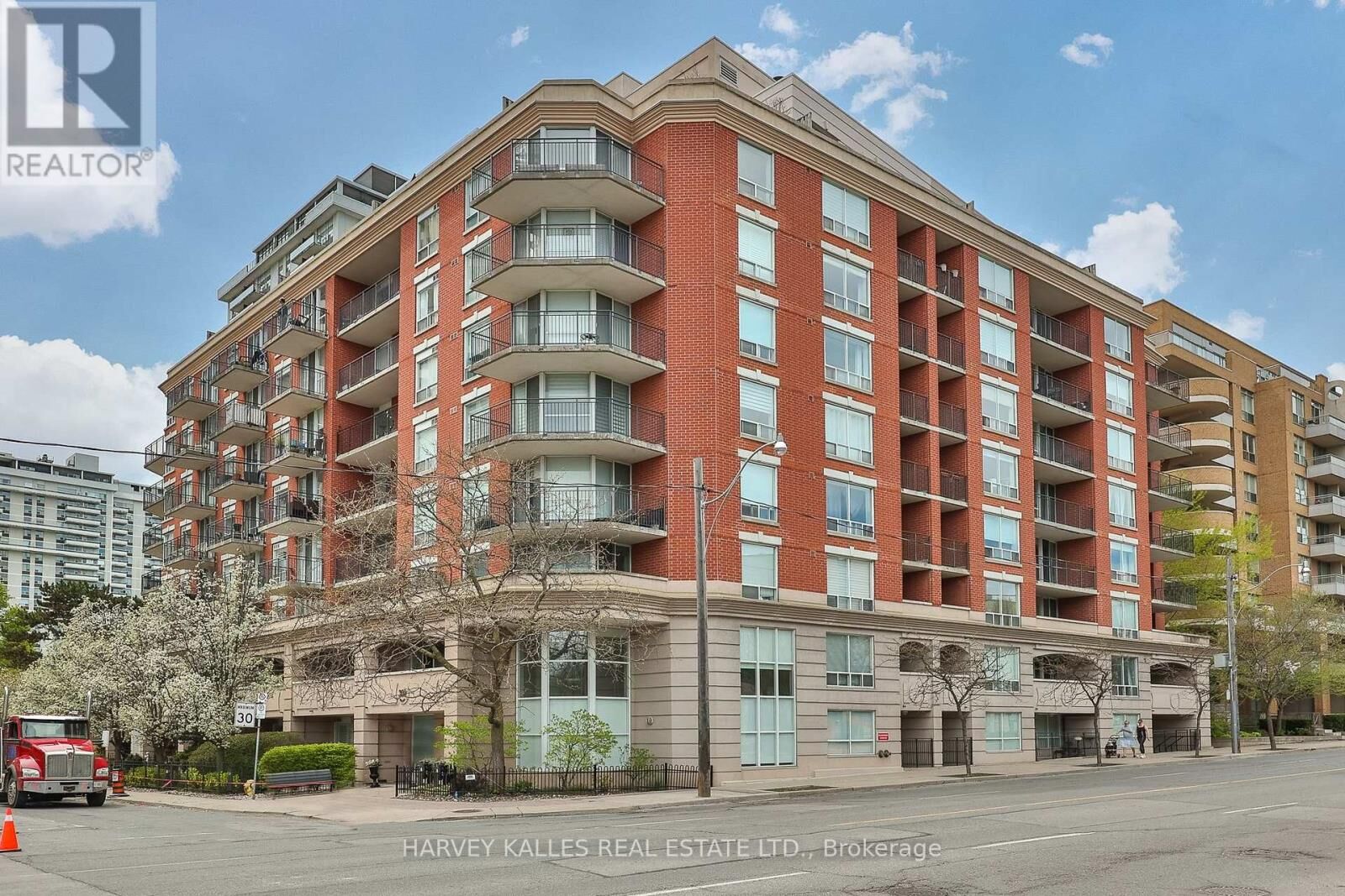 Property Photo:  300 Balliol Street 612  ON M4S 2G6 