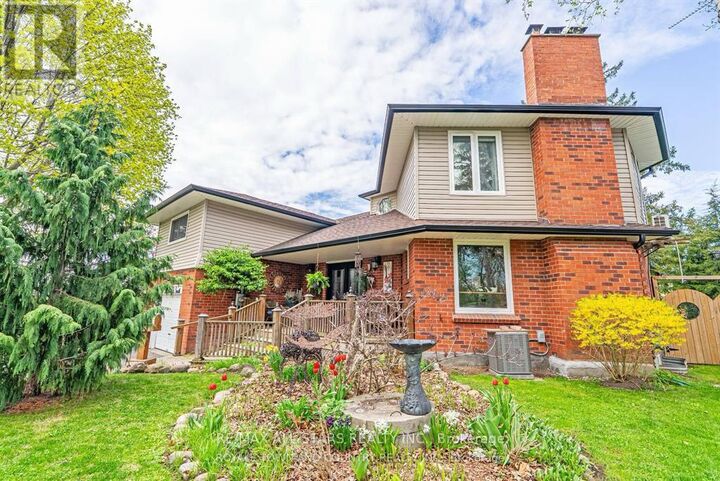 Property Photo:  5090 Baldwin Street South  ON L1M 1T3 