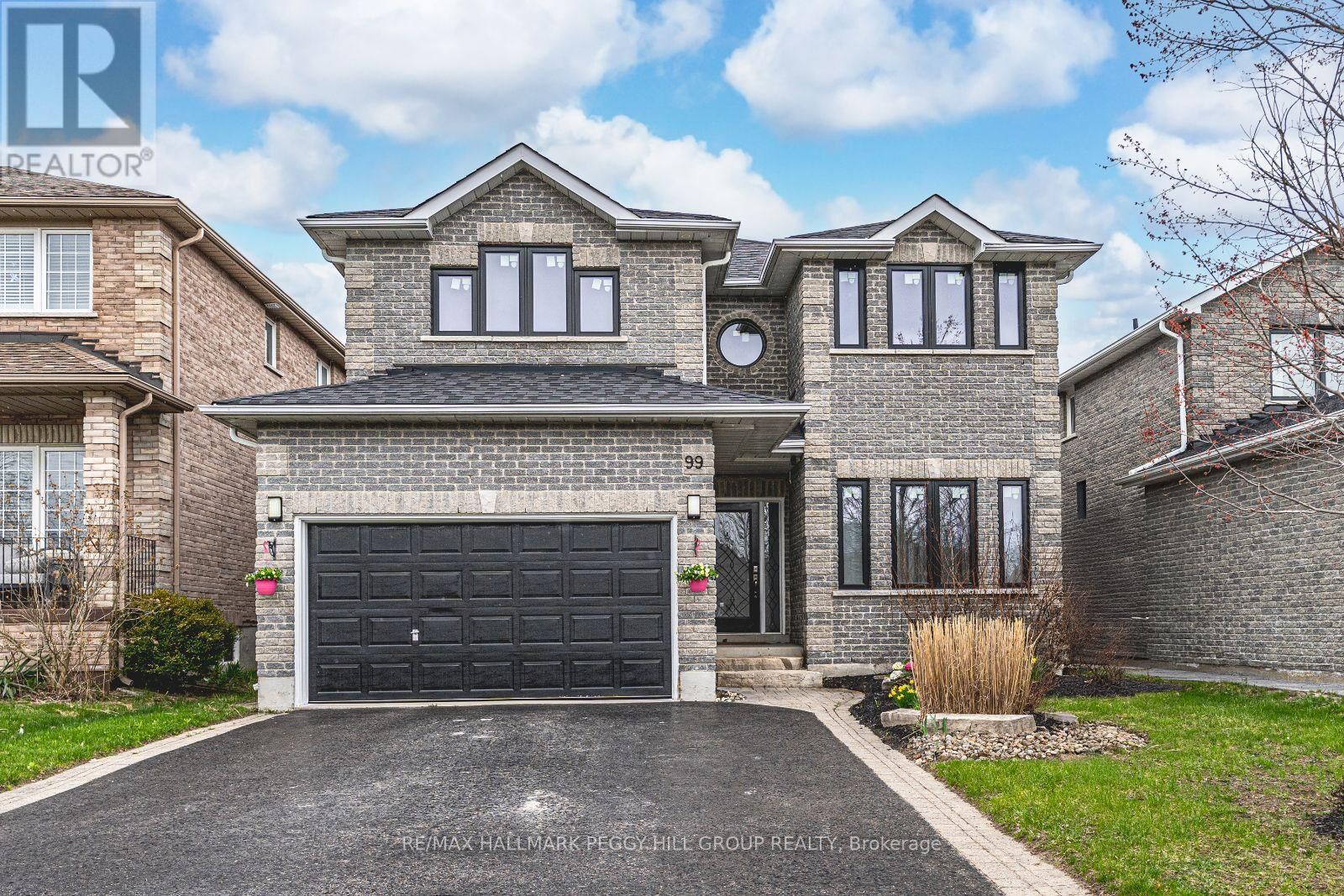 Property Photo:  99 McIntyre Drive  ON L4N 4K6 