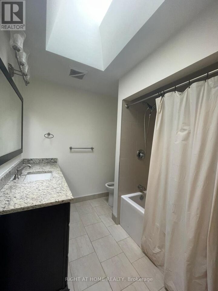 Property Photo: 135 Avondale Boulevard Main ON L6T 1H5