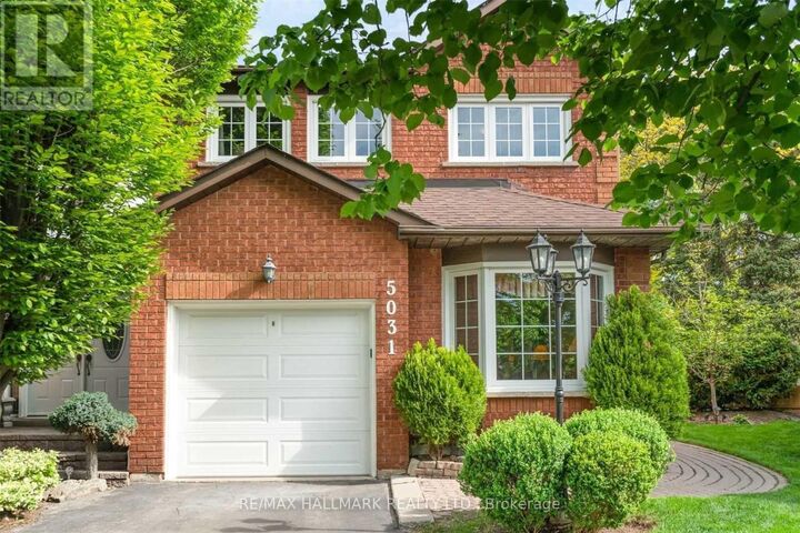 Property Photo:  5031 Northern Lights Circle  ON L5R 2P7 