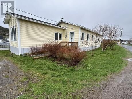 Property Photo:  5-9 Critch'S Lane  NL A0B 1Y0 