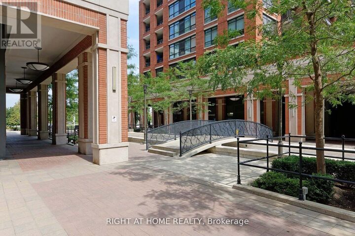 Property Photo:  830 Lawrence Avenue West 645  ON M6A 0B6 