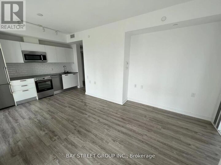 Property Photo:  42 Charles Street 1704  ON M4Y 1T4 