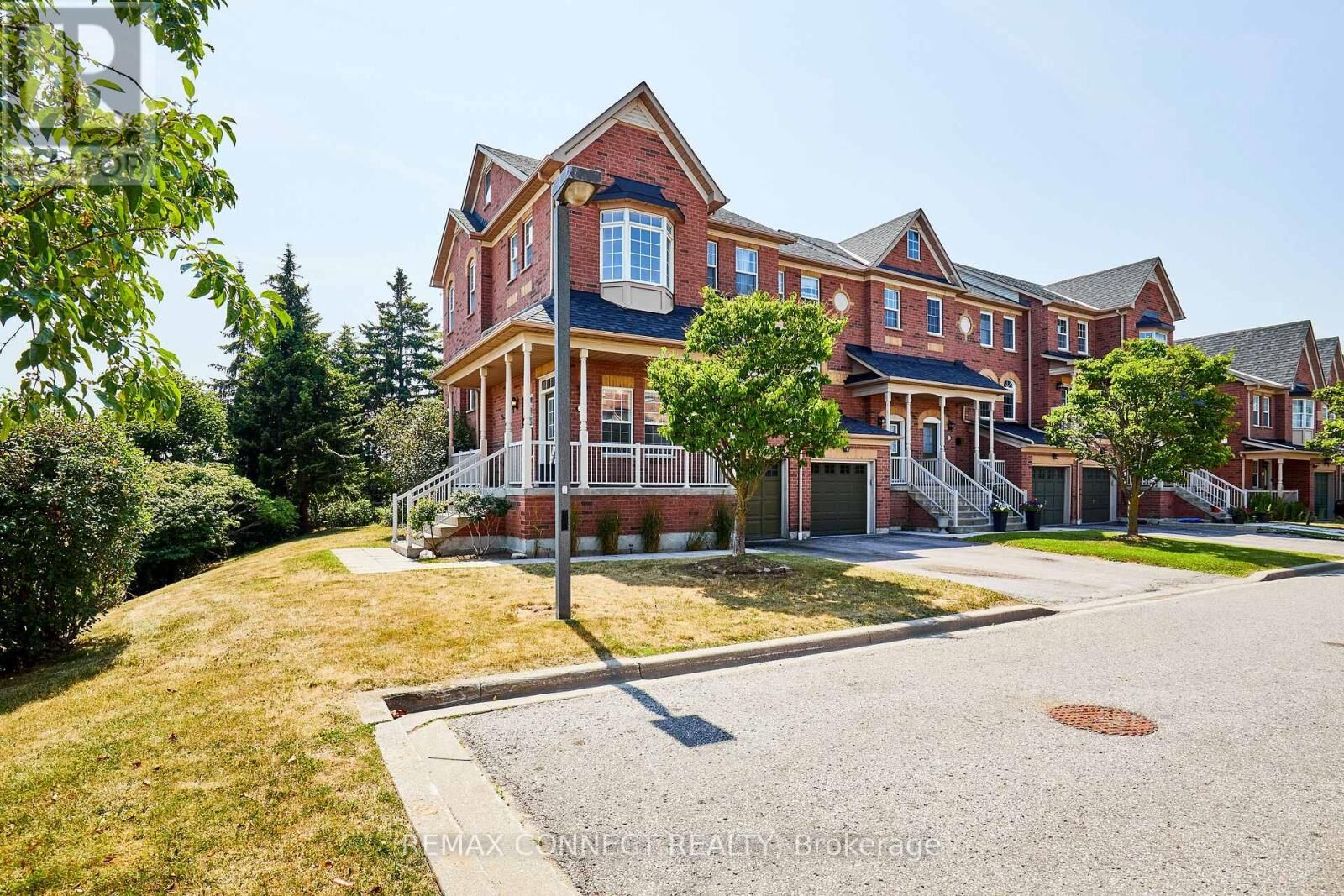 Property Photo:  575 Steeple Hill 31  ON L1V 7E4 