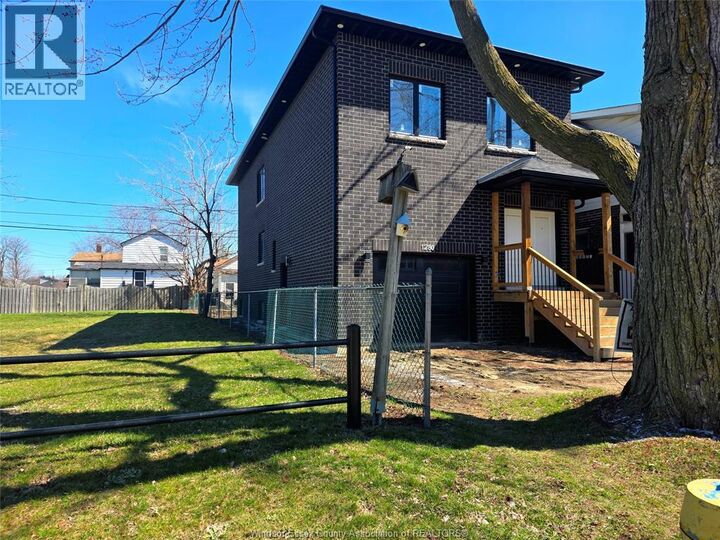 Property Photo: 1280 Dufferin Place ON N8X 3K1