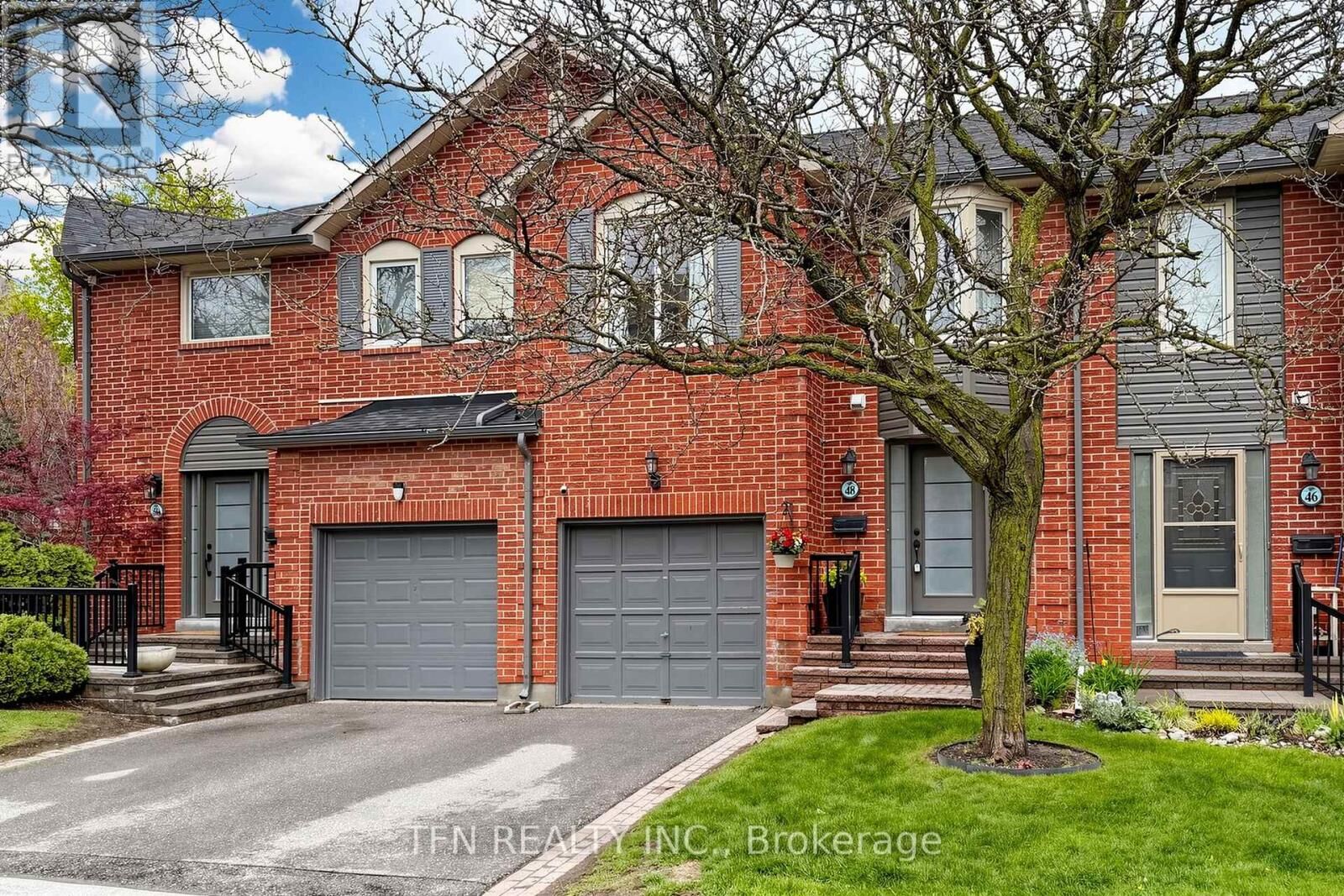 Property Photo:  48 Beaumont Place 58  ON L4J 4W8 