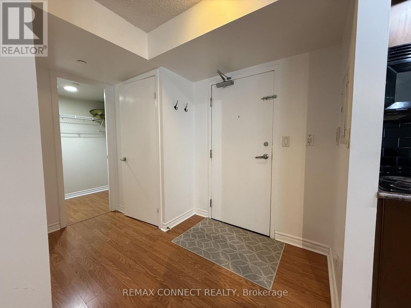 Property Photo:  200 Victoria Street 1408  ON M5B 1V8 