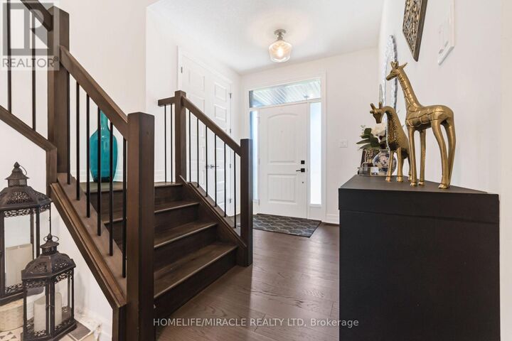 Property Photo: 2231 Linkway Boulevard ON N6K 0K9
