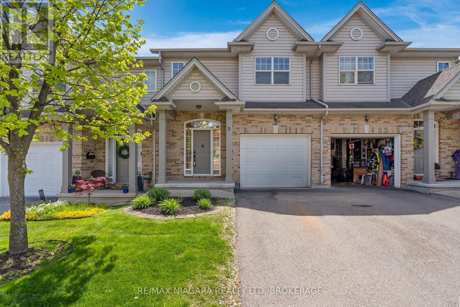 Property Photo: 5200 Dorchester Road 3 ON L2E 7M6