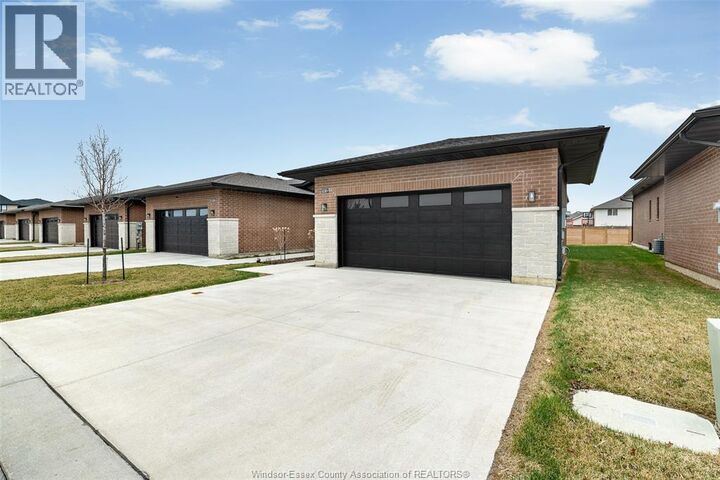 Property Photo:  658 Lily Mac Boulevard  ON N9E 0B1 