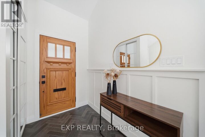 Property Photo:  89 Norice Street  ON K2G 2X9 
