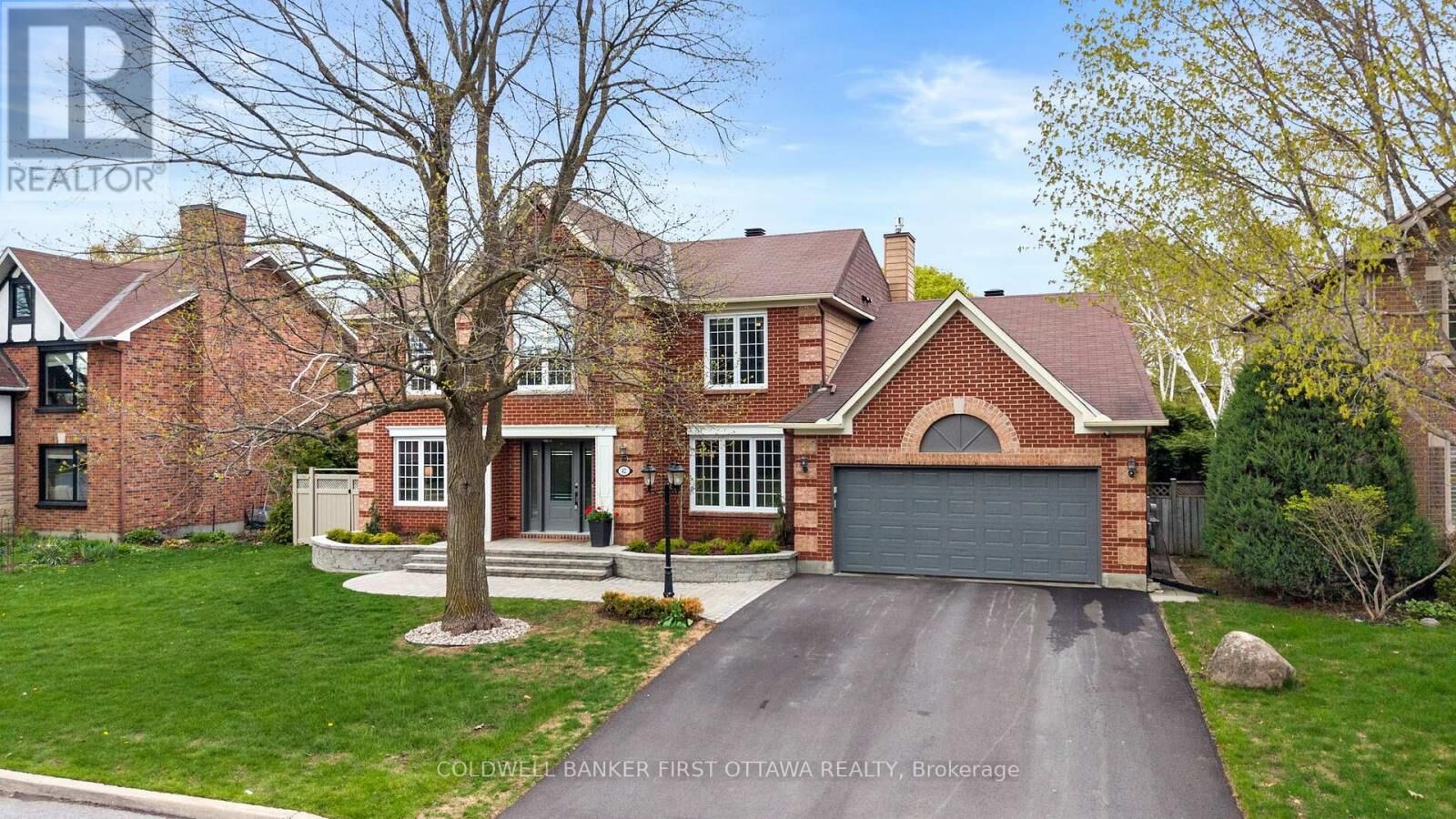 Property Photo: 42 Hampel Crescent ON K2S 1E4