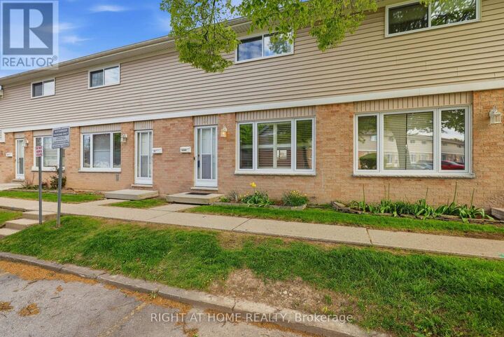 320 Westminster Avenue 62 — photo 1