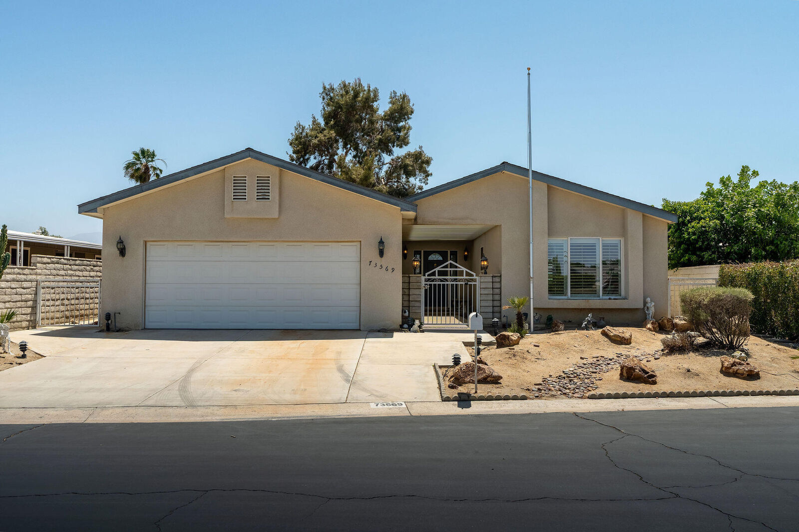 Property Photo:  73569 Oak Flats Drive  CA 92260 