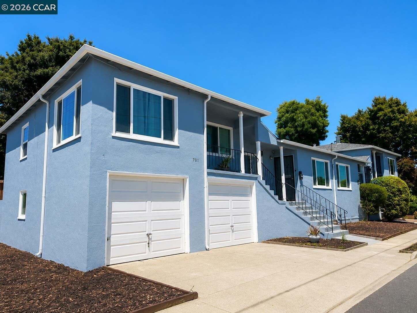 Property Photo:  701 40th St  CA 94805 
