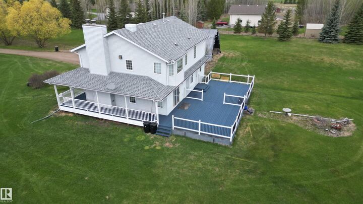 Property Photo:  51309 Rge Road 225 97  AB T8C 1H3 