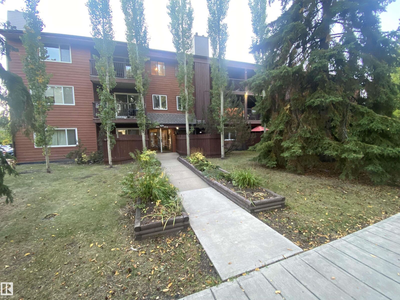 Property Photo:  10826 113 Street NW 203  AB T5H 3J2 